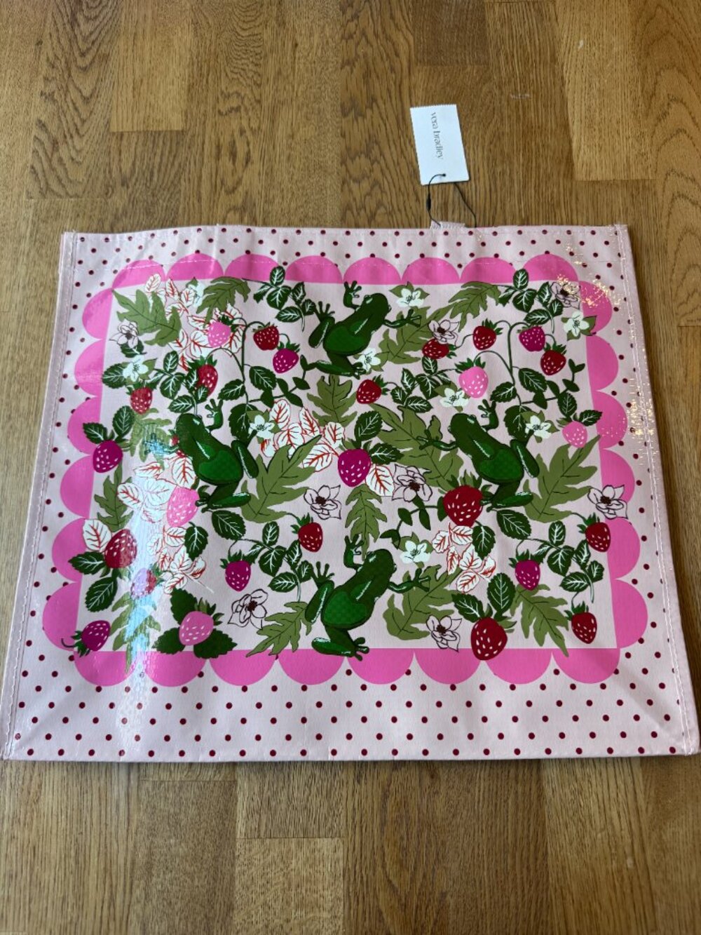 Vera Bradley Market Tote Frogberry Garden NWT - Picture 3 of 5